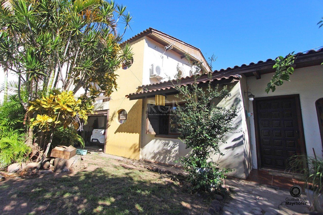 Casa para Venda - 249.54m², 4 dormitórios, sendo 1 suites, 5 vagas - Ipanema