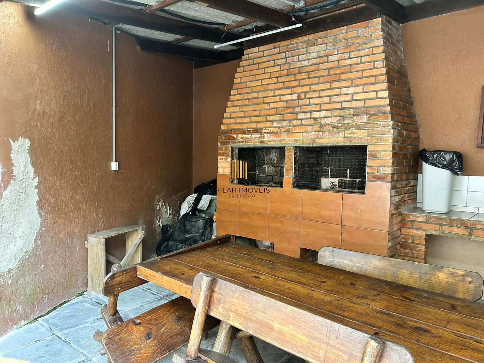 Casa 2 dormitórios no bairro Guarujá