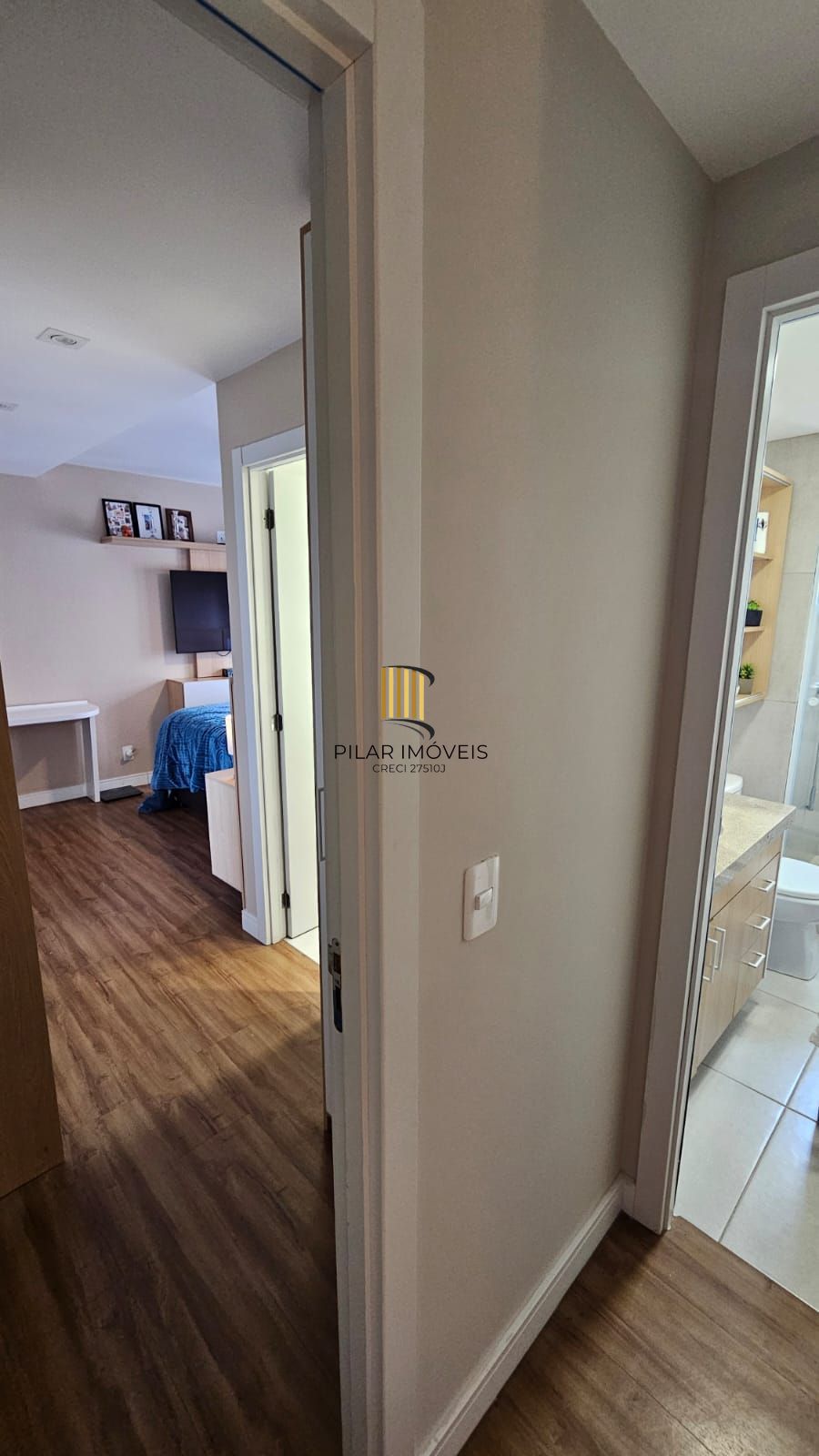 Apartamento de 2 dormitórios 2 suítes , vaga dupla coberta escriturada !