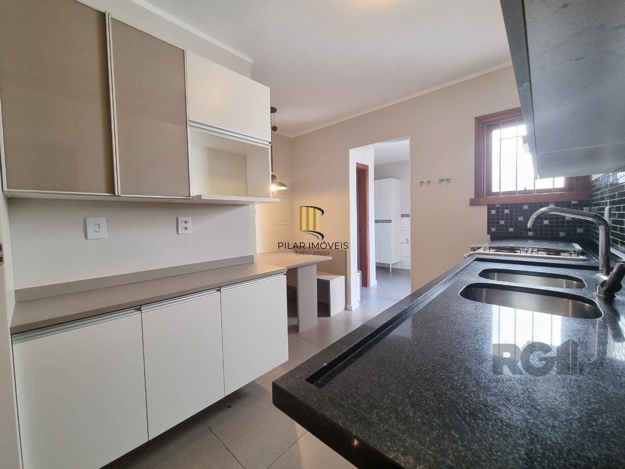 Casa Cond 5 dorm, 3 WC, piscina, jadim grande, cavalhada, Porto Alegre, RS
