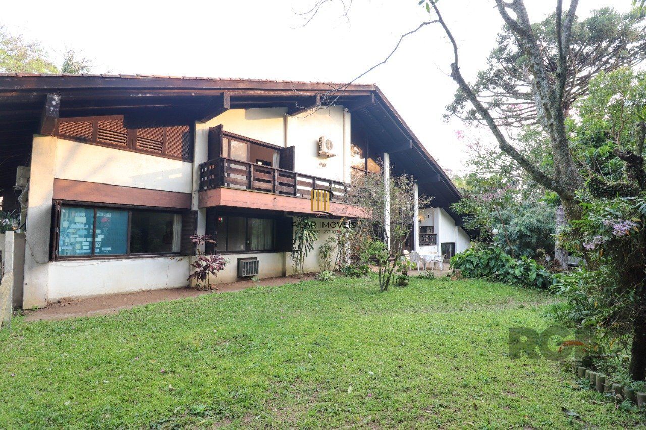 Casa para Venda - 523.36m², 6 dormitórios, sendo 2 suites, 2 vagas - Vila Conceição, Porto Alegre