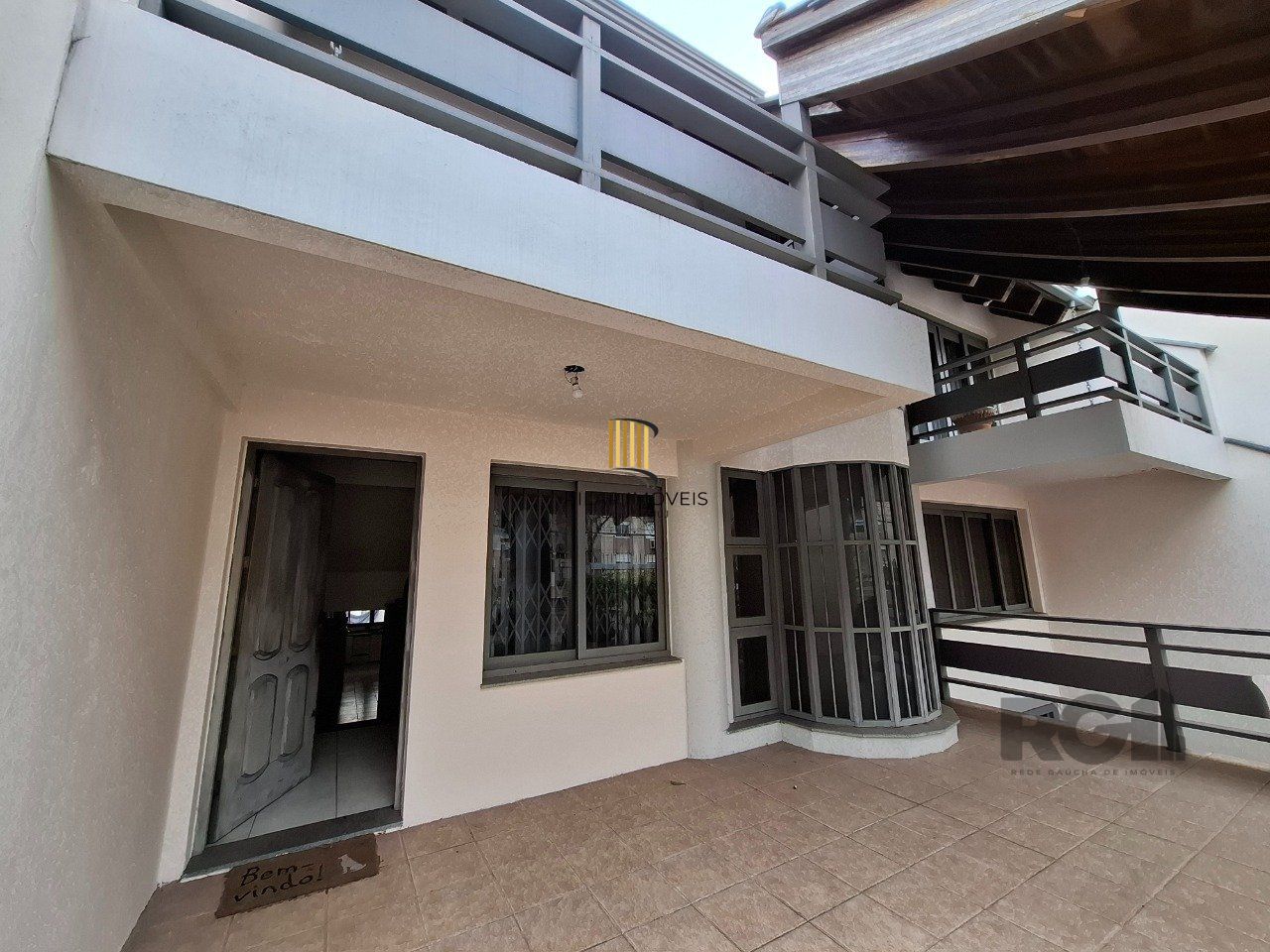 Casa com 537,00 m² com 04 dormitórios no Bairro Tristeza