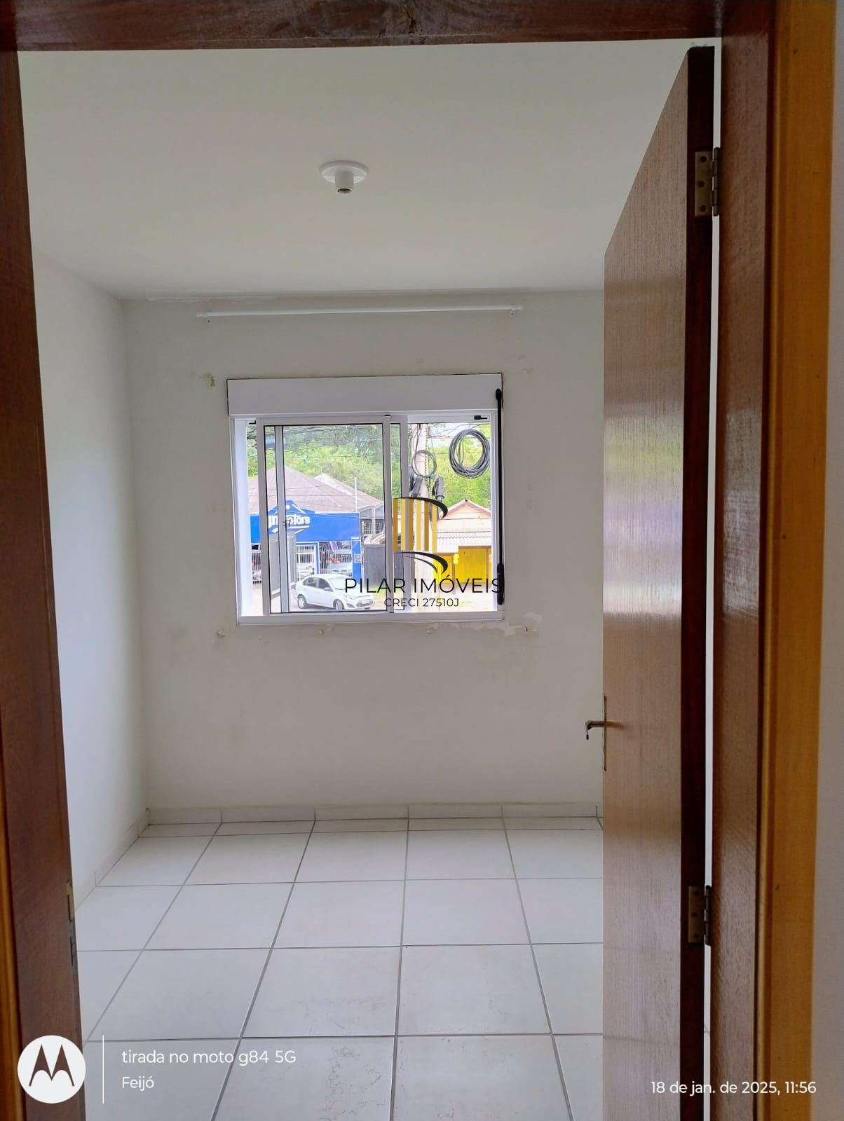 Apartamento com 02 quartos e 01 vaga no Bairro Chapéu do Sol