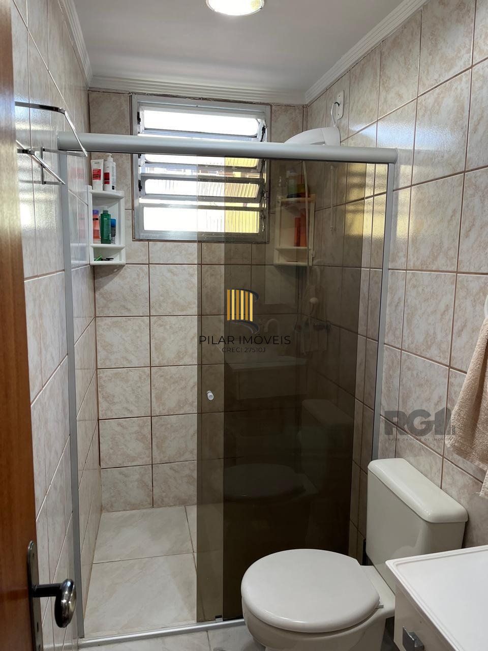 Apartamento com 2 quartos, vaga de garagem, lavabo, no bairro Cristal, Porto Alegre/RS