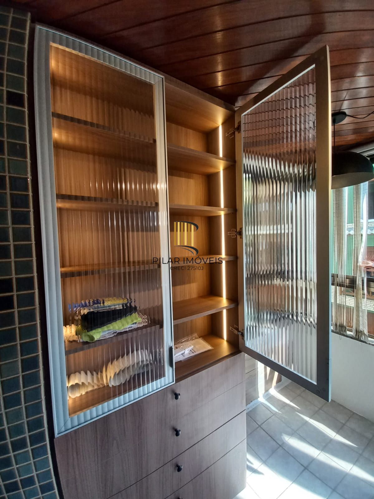 Apartamento reformado no coração da Tristeza