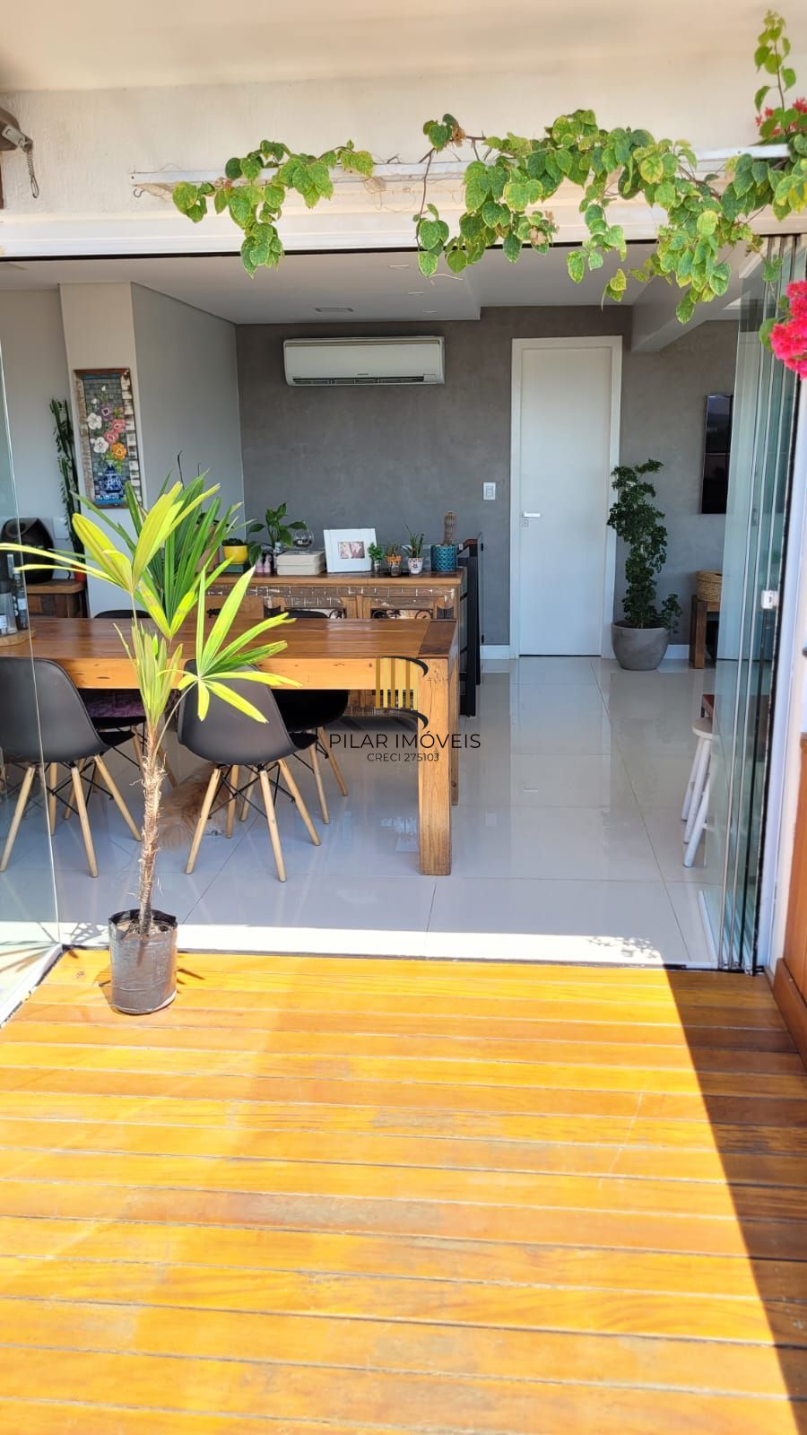 Cobertura com 157m2, 3 dormitórios no bairro Boa Vista.