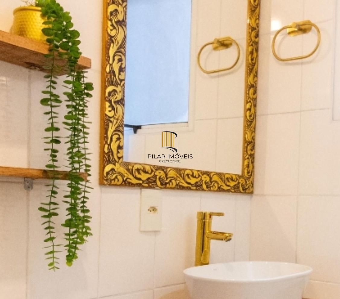Apartamento com 03 quartos e 01 vaga escriturada no Bairro Camaquã