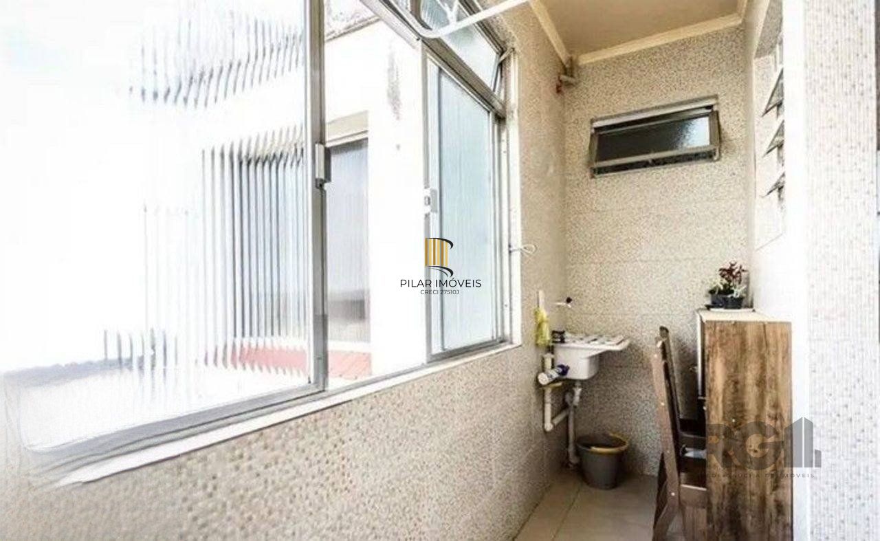 Apartamento com 03 dormitórios no Bairro Rio Branco de Porto Alegre
