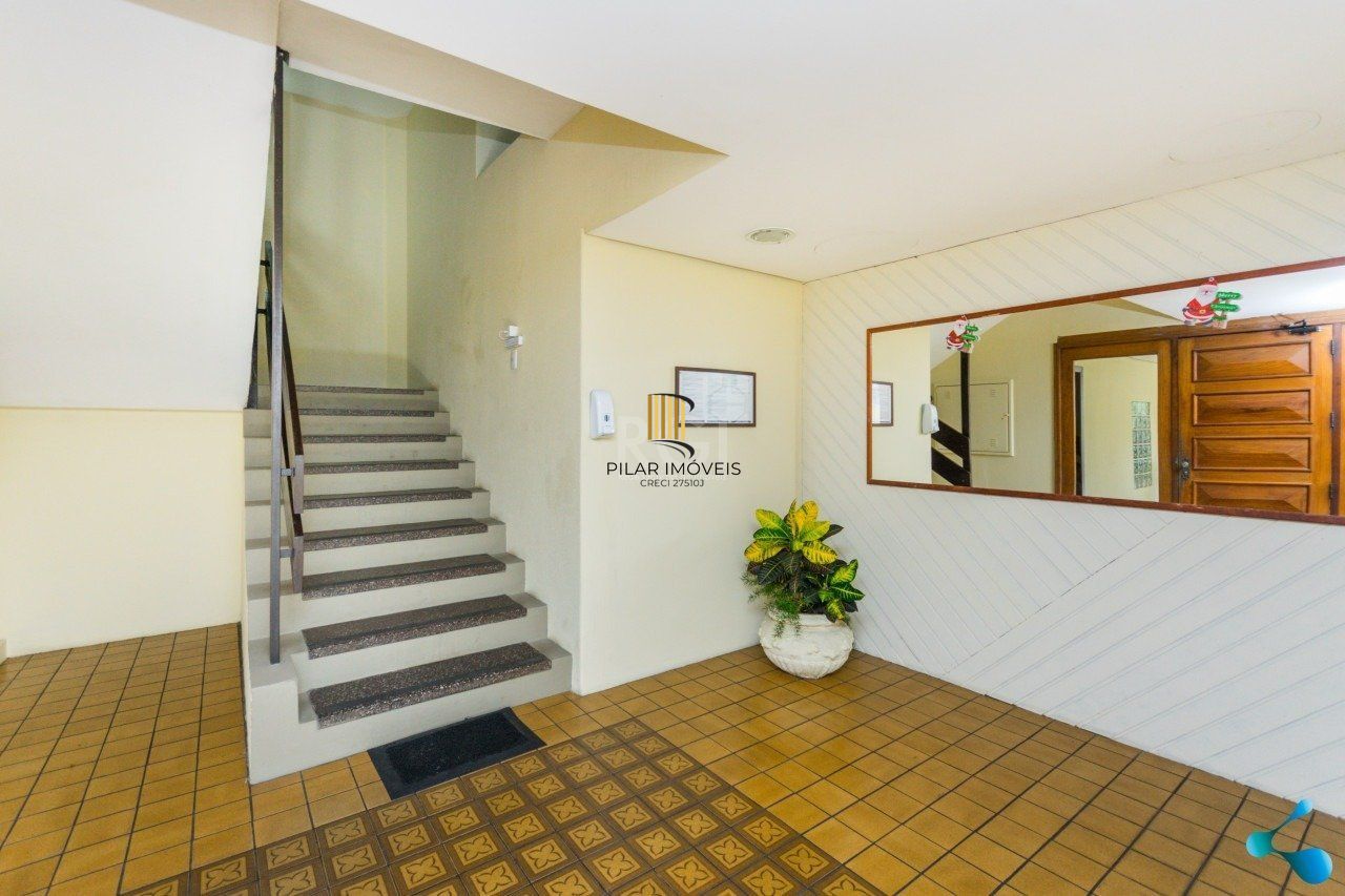 Apartamento 02 dormitórios No Bairro Tristeza em Porto Alegre/RS