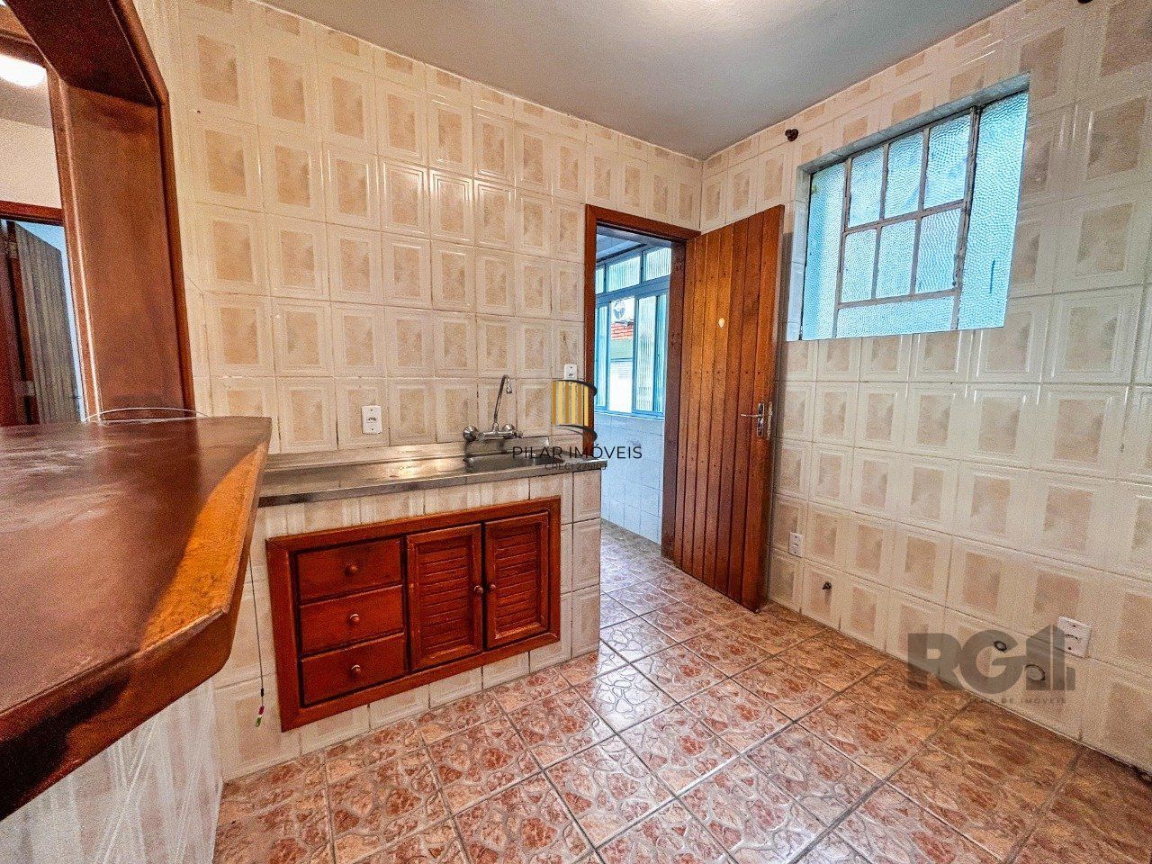 APARTAMENTO 2 DORMITÓRIOS, VAGA ROTATIVA, NO BAIRRO CRISTAL, PORTO ALEGRE/RS
