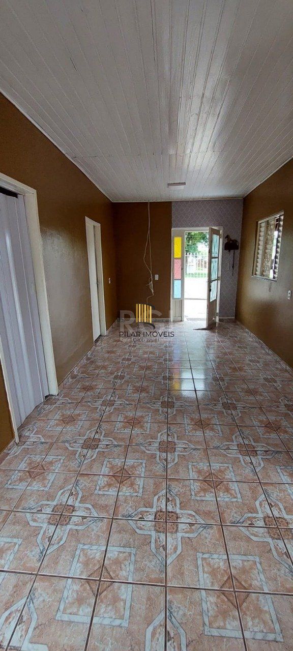Casa para Venda - 78m², 2 quartos, 2 vagas - Santo Inácio, Esteio