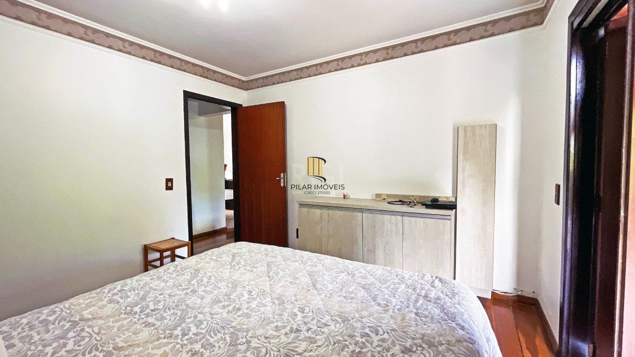 Casa 4 Suítes e 6 vagas de garagem no bairro Jardim Itu