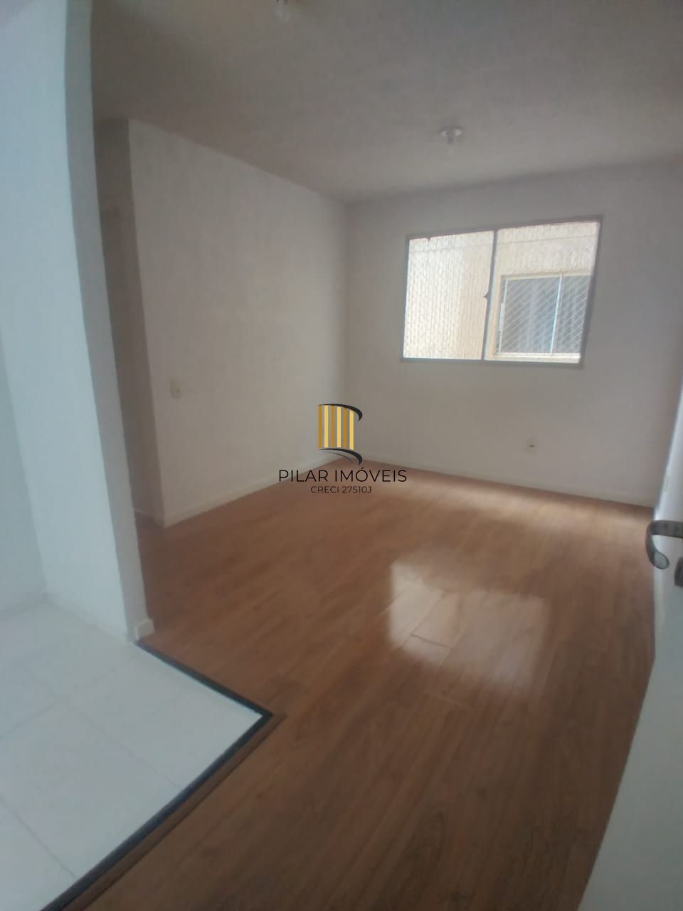 Apartamento com 02 quartos e 01 vaga à Venda no Bairro Sarandi, Porto Alegre/RS - Pilar Imóveis
