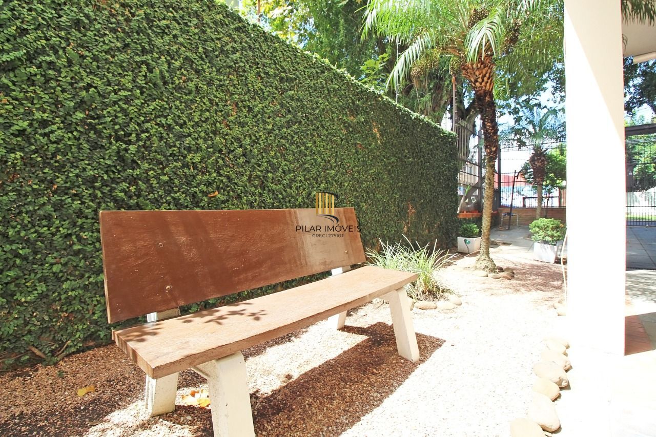 Cobertura para Venda - 217.04m², 3 dormitórios, sendo 1 suites, 2 vagas - Tristeza