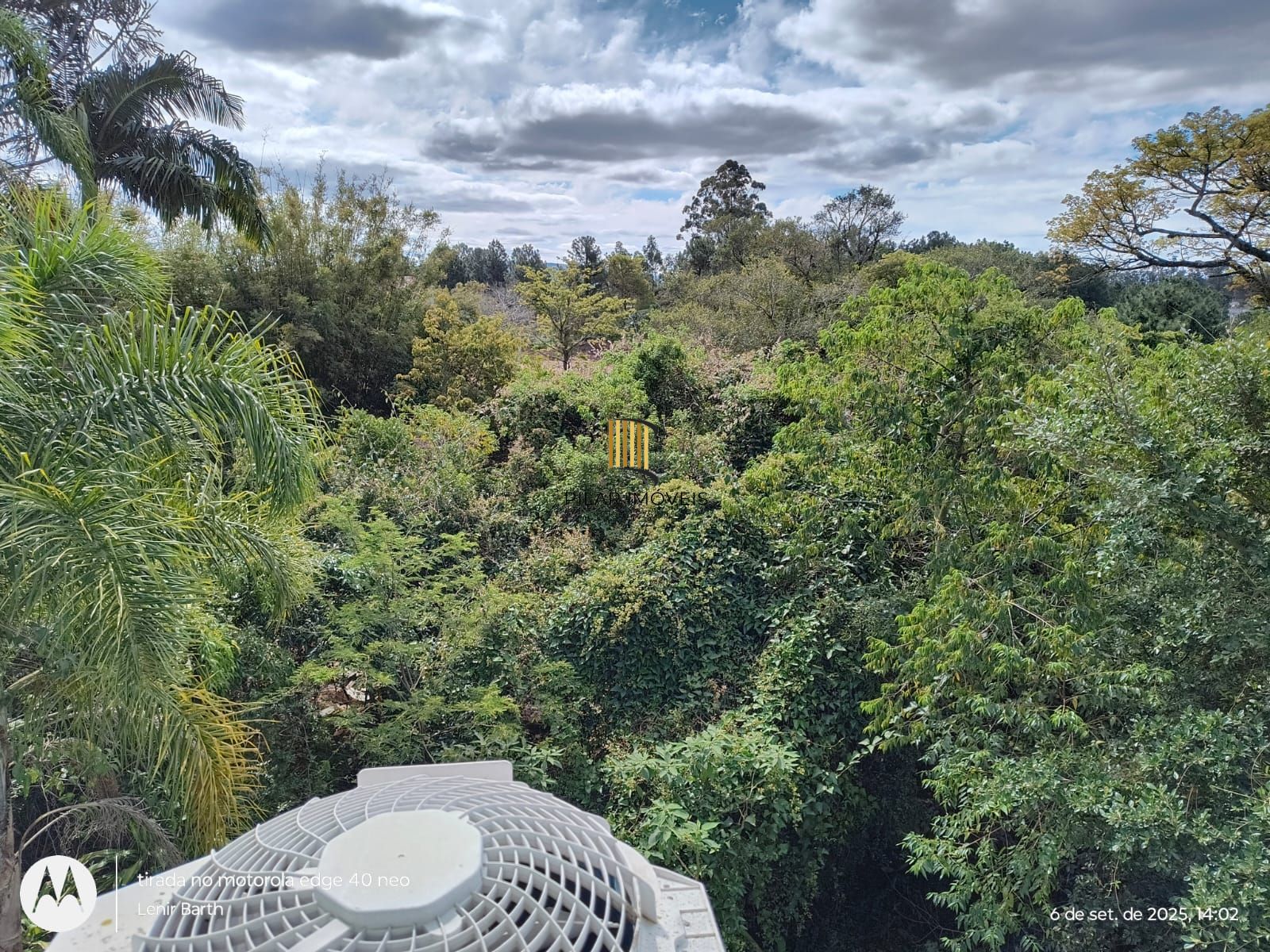 Apartamento para Venda - 45.81m², 2 dormitórios, 1 vaga, Lomba do Pinheiro