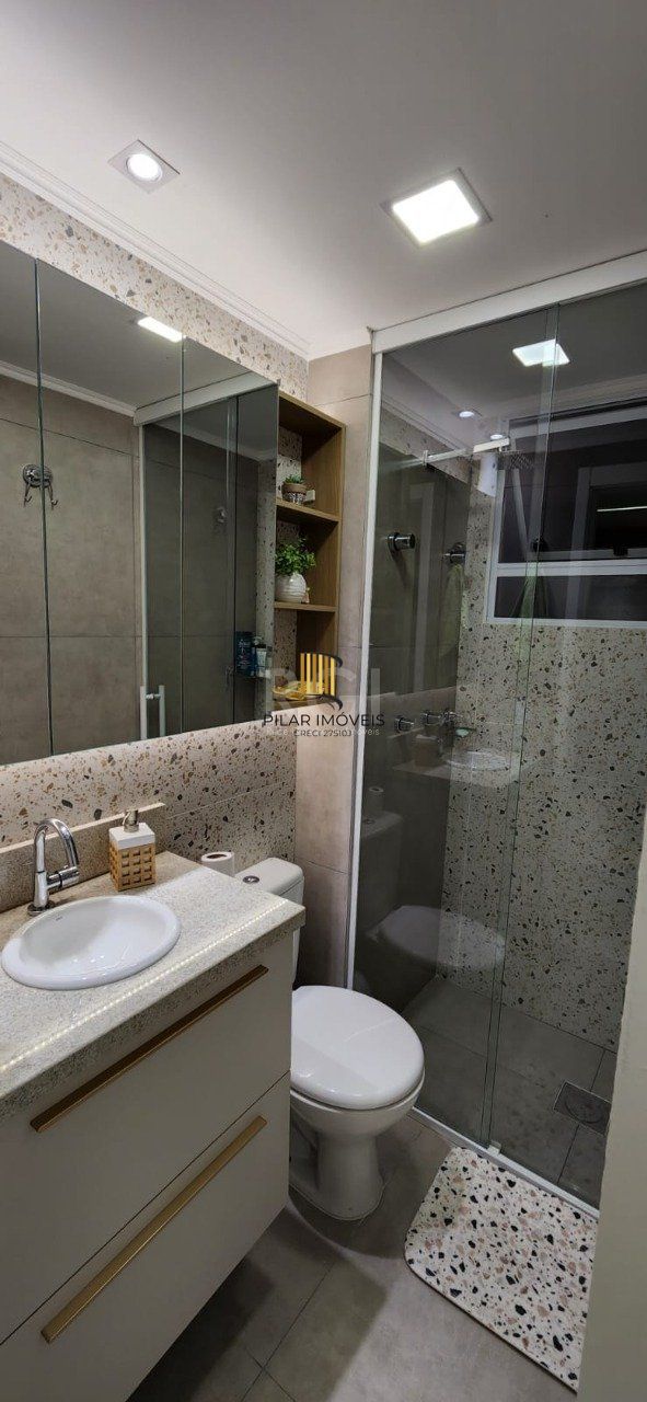 Ótimo apartamento de 2 dormitórios no Parque Santa fé
