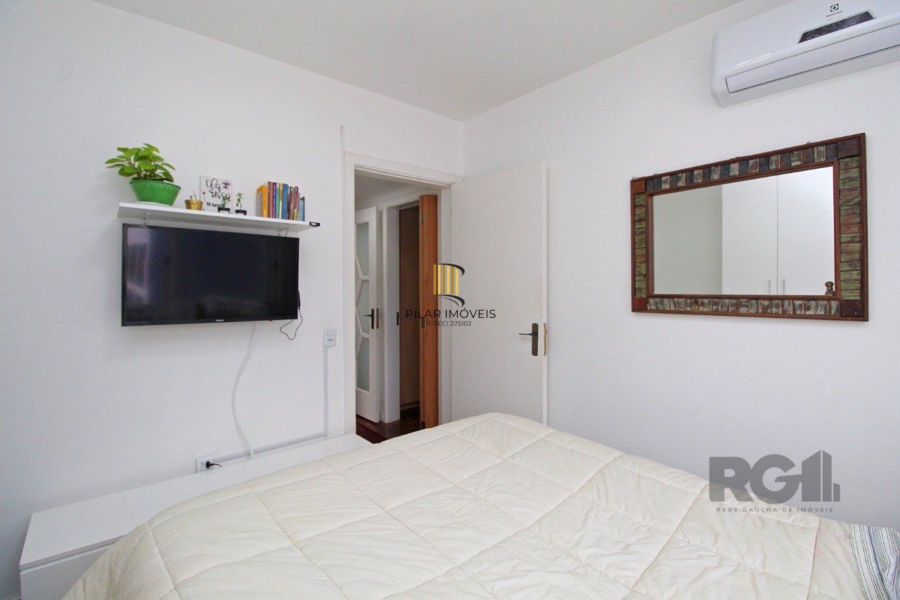 Apartamento a venda composto de dois dormitórios no bairro menino Deus com vaga