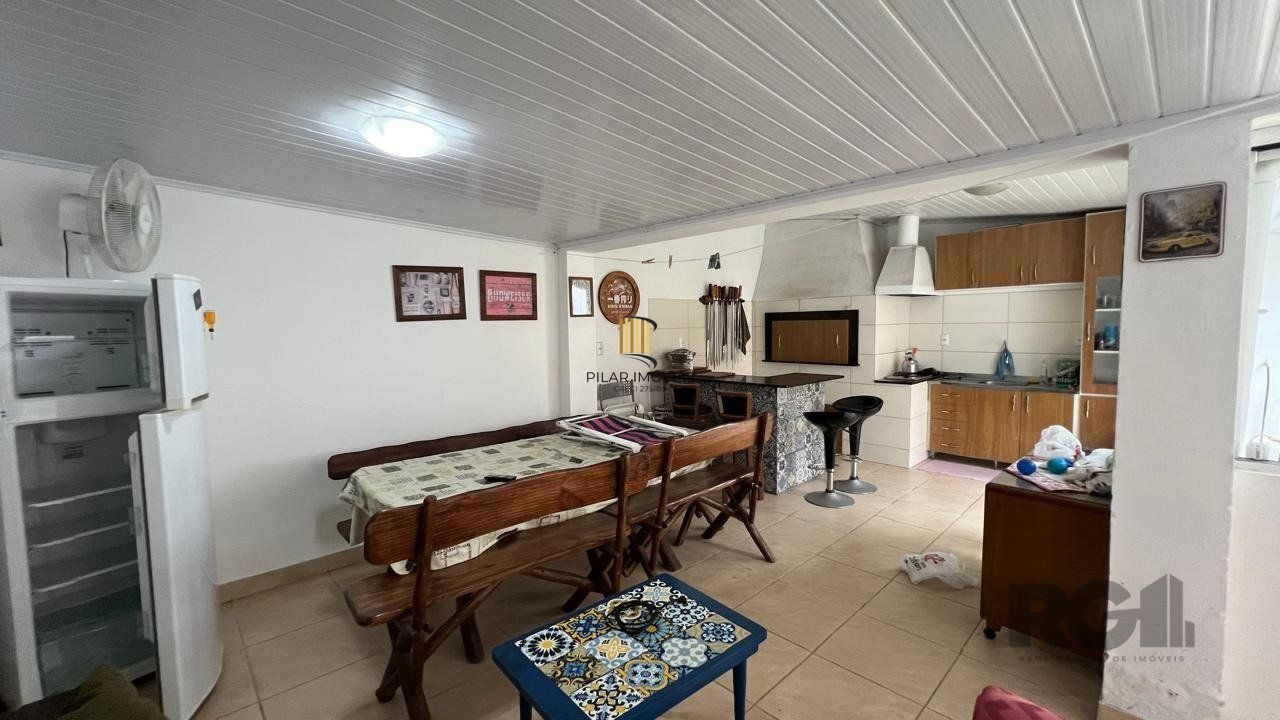 Apartamentos com 5 quartos, 2 suítes, 4 vagas de garagem, no bairro Santana, Porto Alegre/RS
