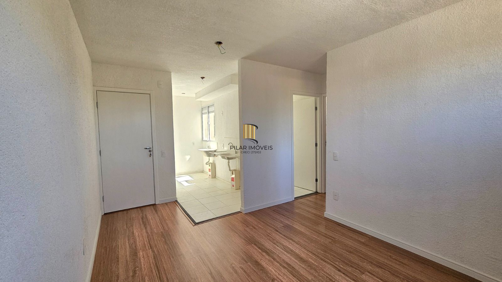 Apartamento com 2 dormitórios no bairro Restinga em Porto Alegre/RS