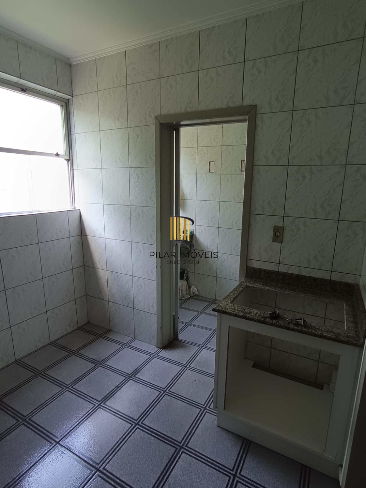 Apartamento 2 dormitórios, vaga rotativa, bairro Camaquã, Porto Alegre/RS