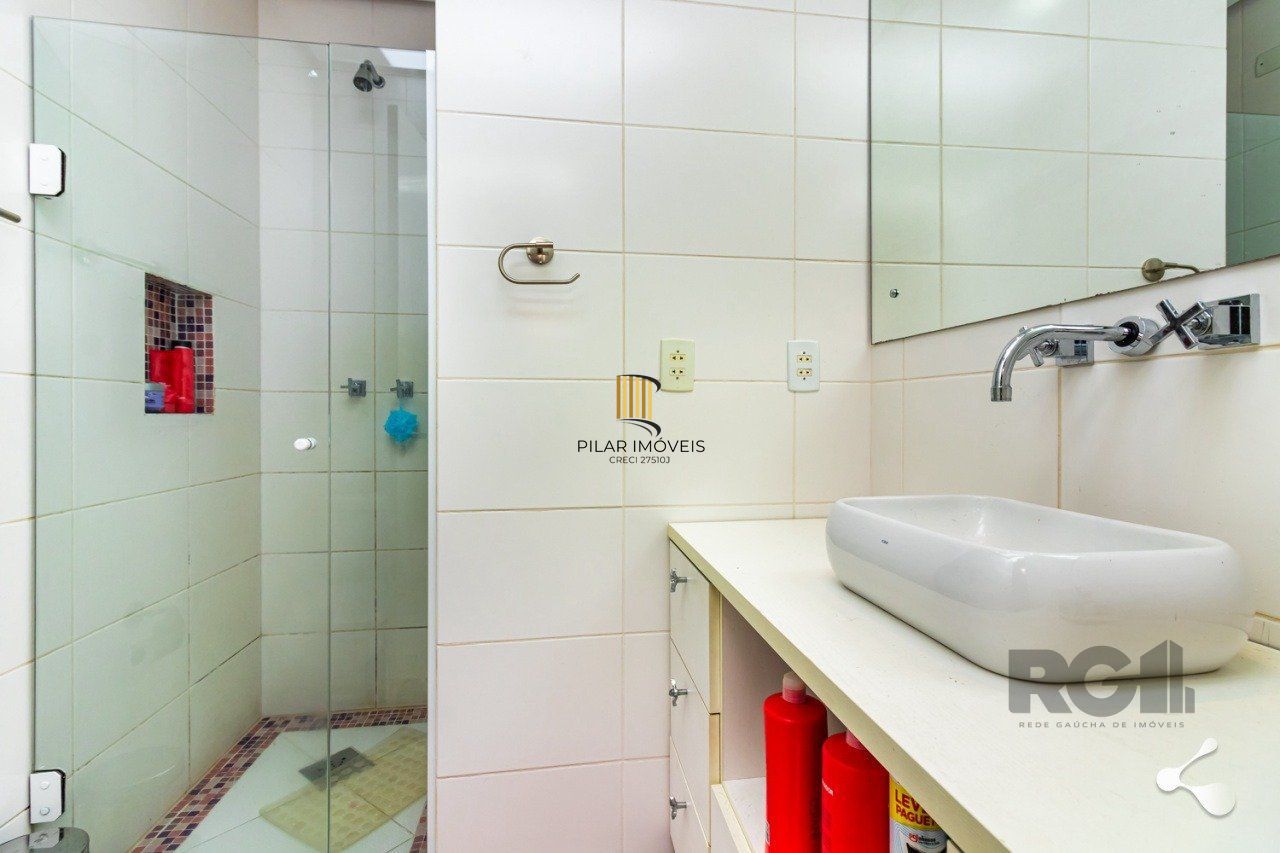 Casa de Condomínio 3 dormitórios no bairro Vila Nova