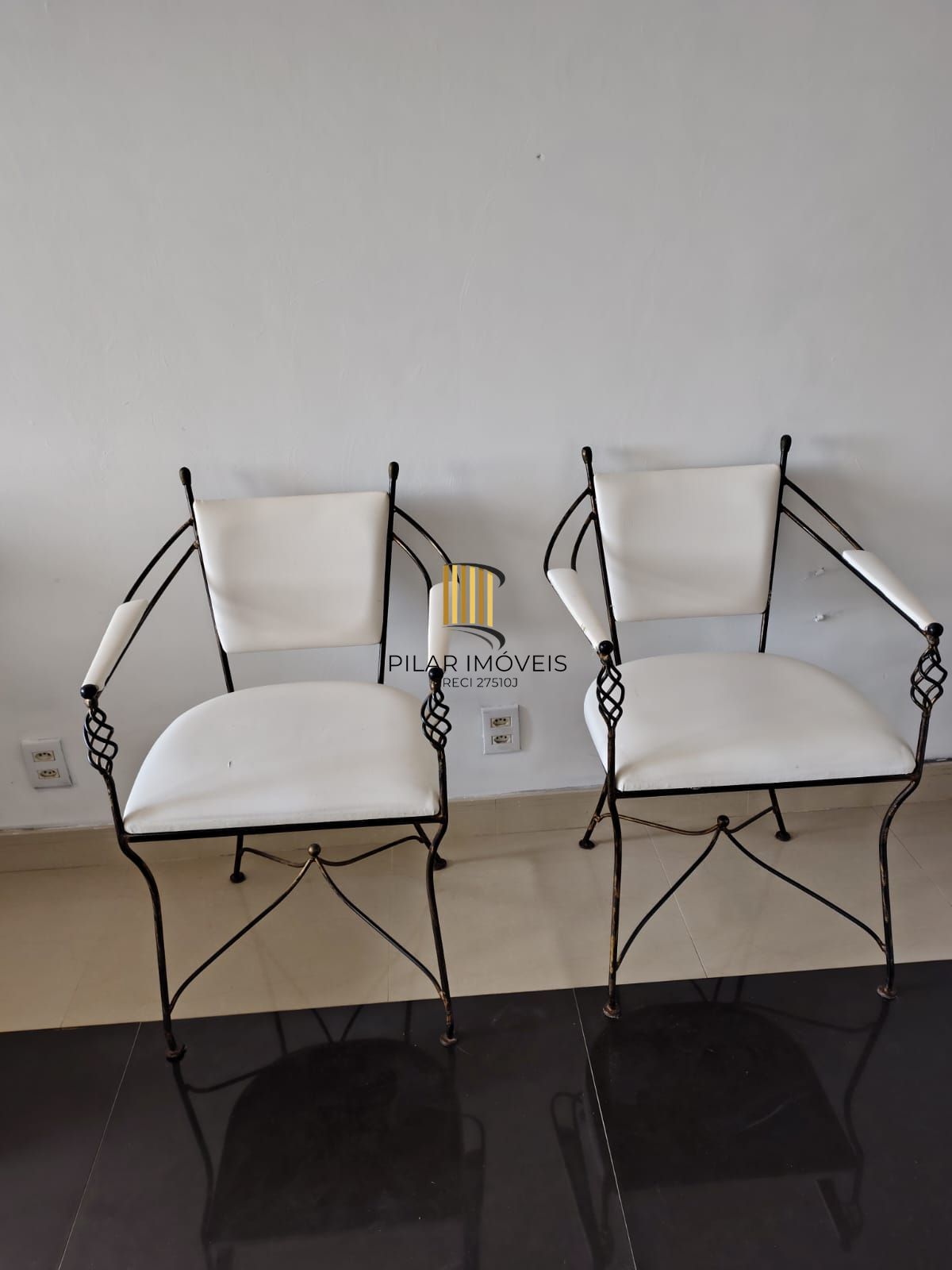 Apartamento 2 dormitórios no bairro Tristeza