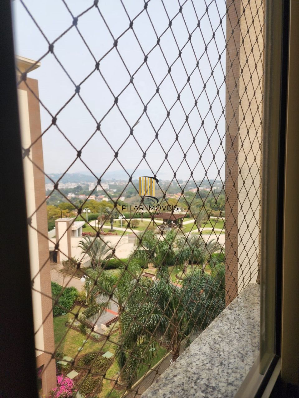 Apartamento com 03 quartos (01 suíte) e 02 Vagas no Bairro Cavalhada