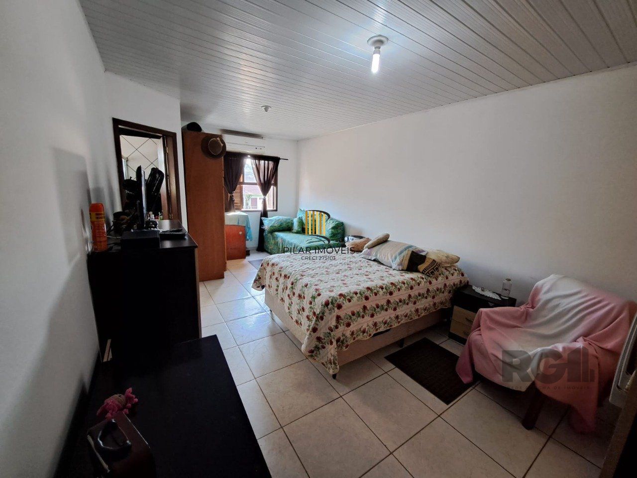 Casa para Venda - 100m², 2 dormitórios, sendo 02 suítes, 02 vaga - Hípica