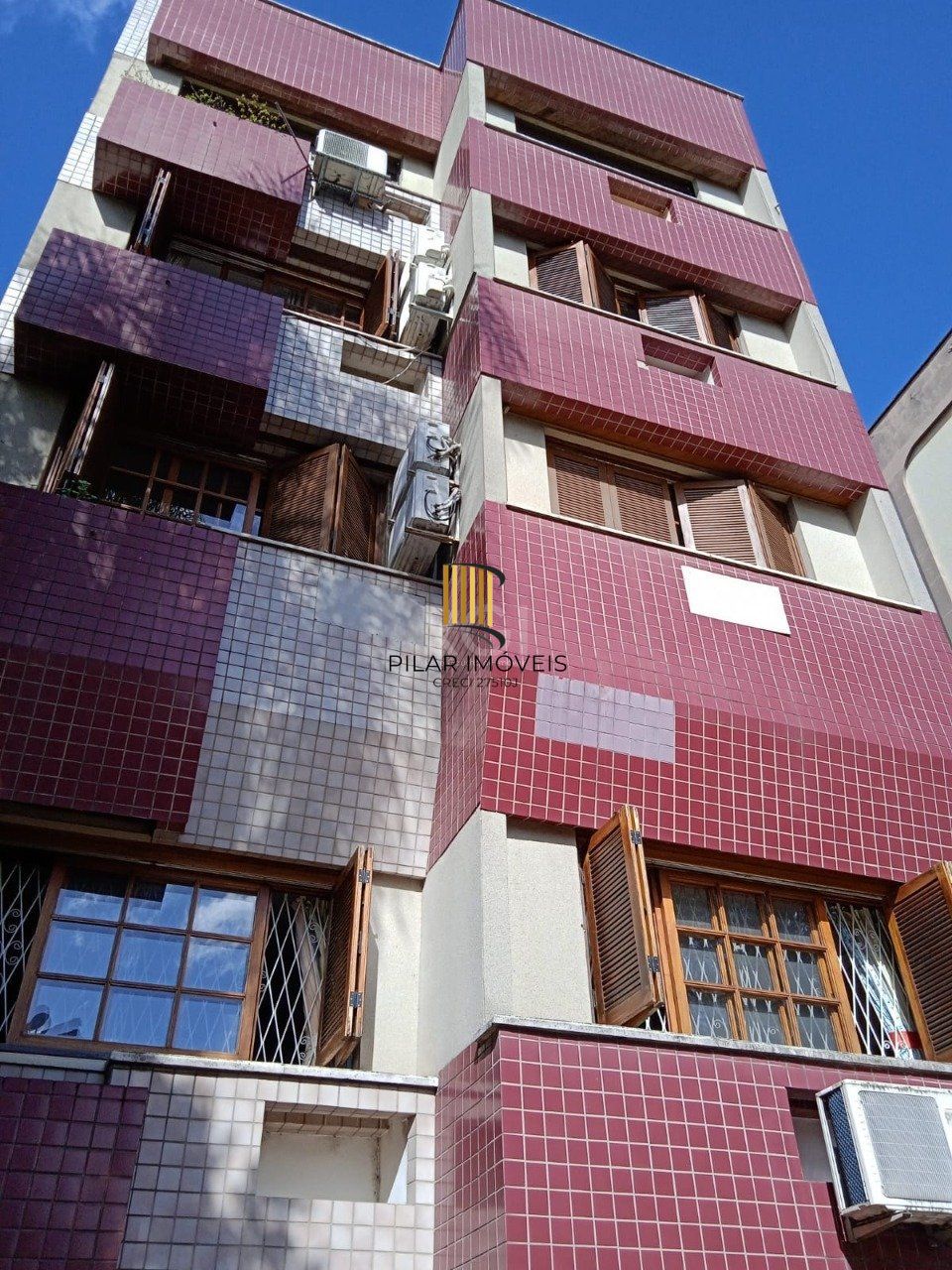 Apartamento com 128.25m², 3 dormitórios, sendo 2 suites, 1 vaga, Petrópolis,