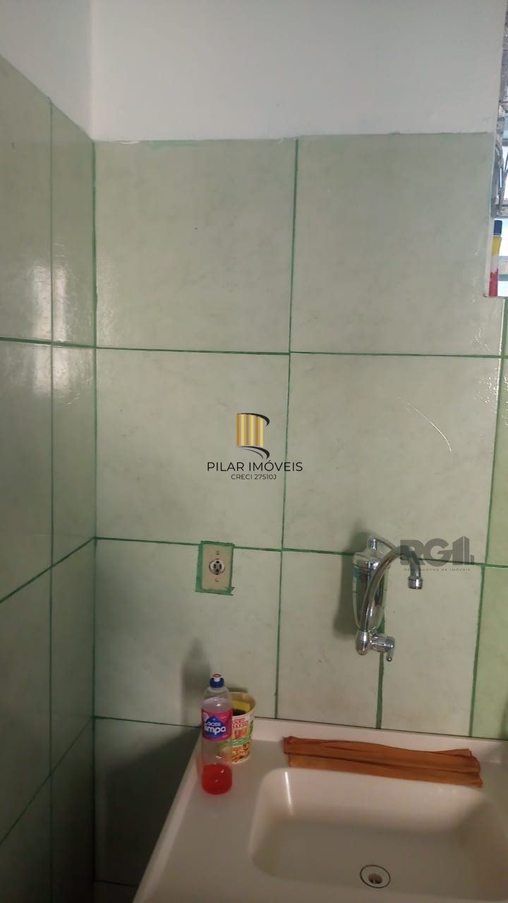 Apartamento 2 dormitórios no bairro Rubem Berta