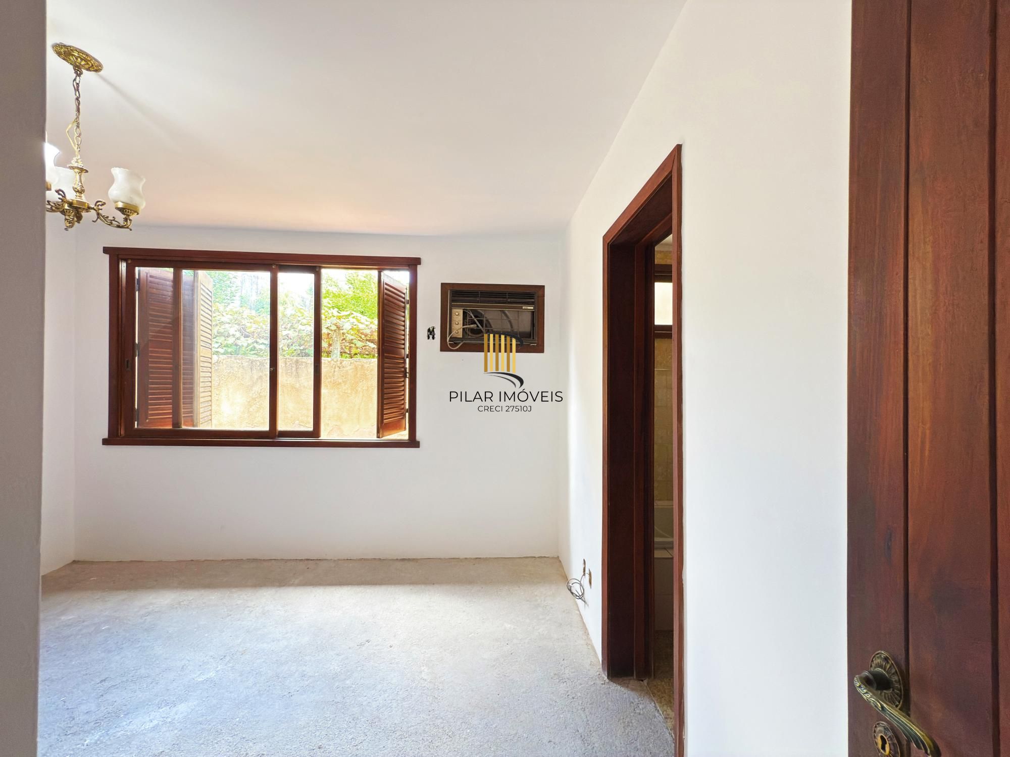 Casa Residencial de 3 Quartos e 1 Suíte no Jardim Isabel Poa/RS