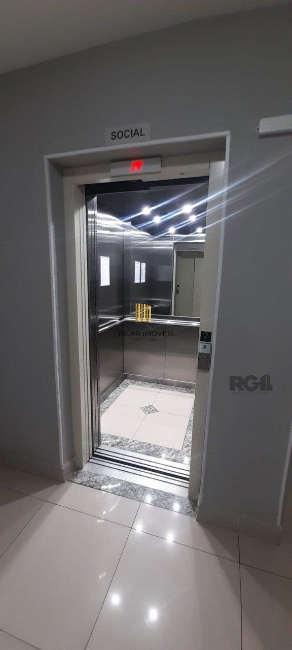 Apartamento 2 dormitórios no bairro Rubem Berta