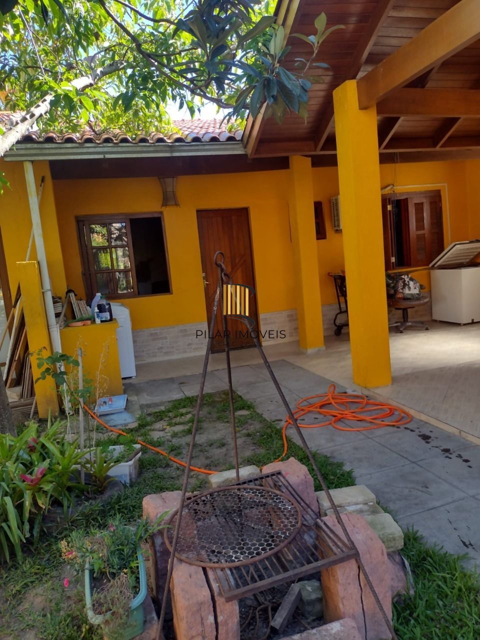 Casa para Venda - 693.6m², 5 dormitórios, sendo 3 suites, 4 vagas - Hípica