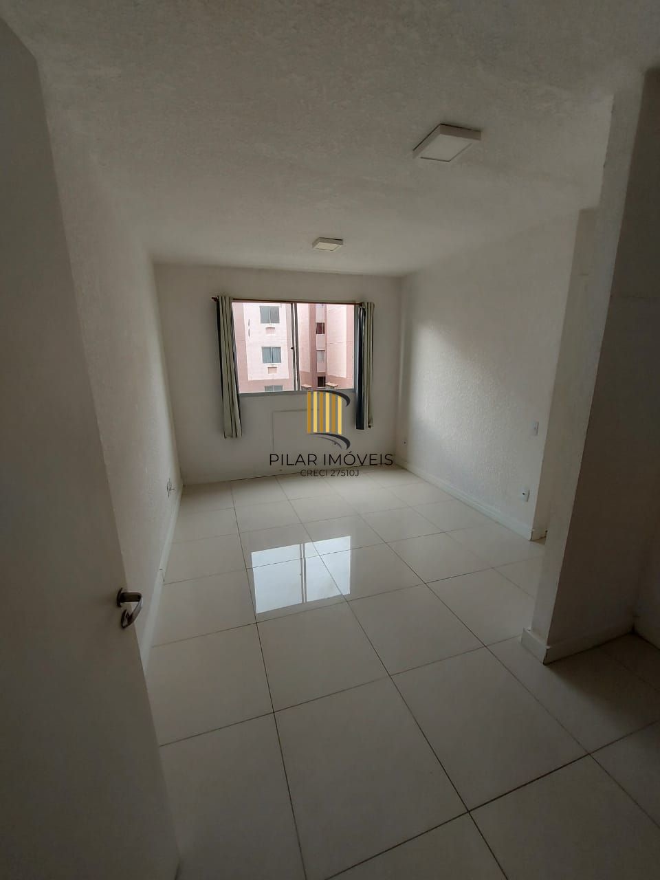 Apartamento para Venda - 40.29m², 2 dormitórios, 1 vaga - Hípica, Porto Alegre - Pilar Imóveis
