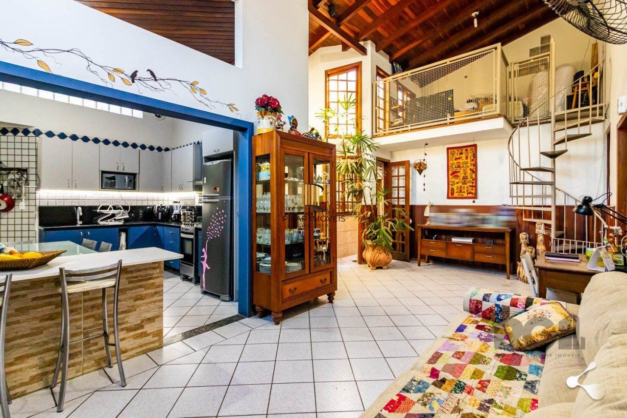 CASA, 4 DORMITÓRIOS, 3 SUÍTES, 2 VAGAS DE GARAGEM, BAIRRO IPANEMA, PORTO ALEGRE/RS
