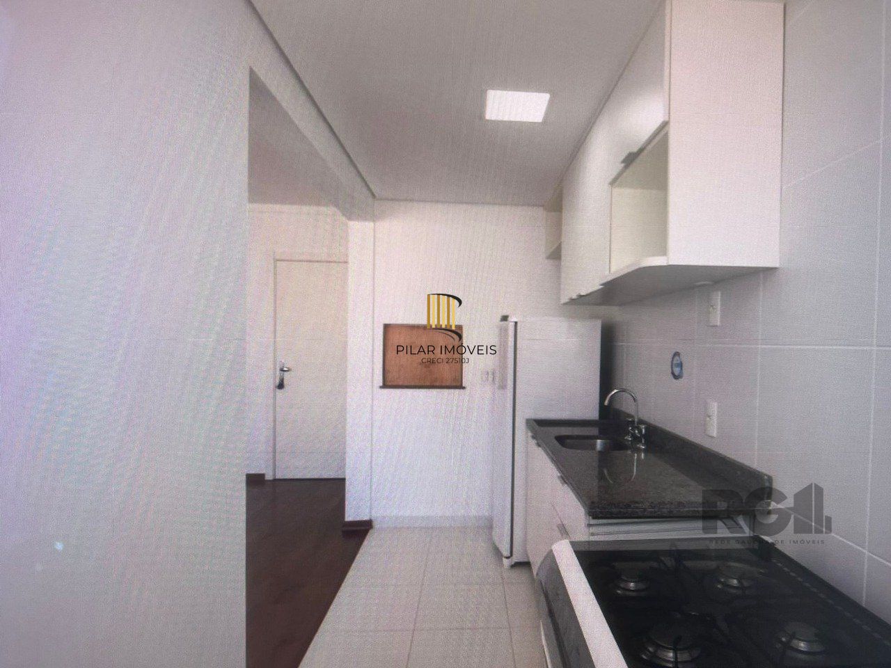 Apartamento de 2 dormitórios, sendo 1 suíte no bairro Mal Rondon