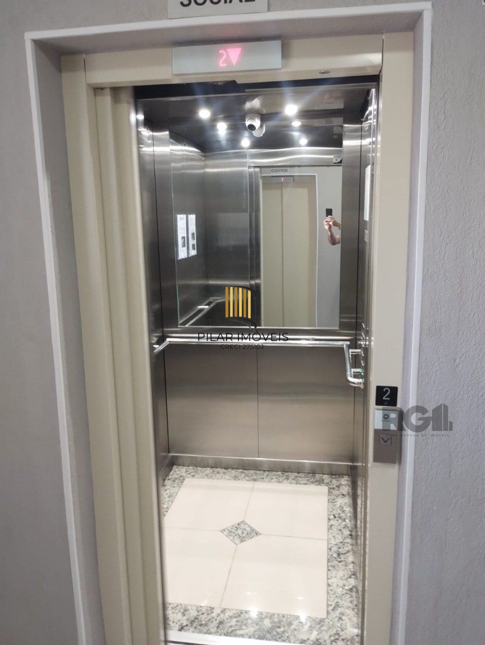 Apartamento 2 dormitórios no bairro Rubem Berta