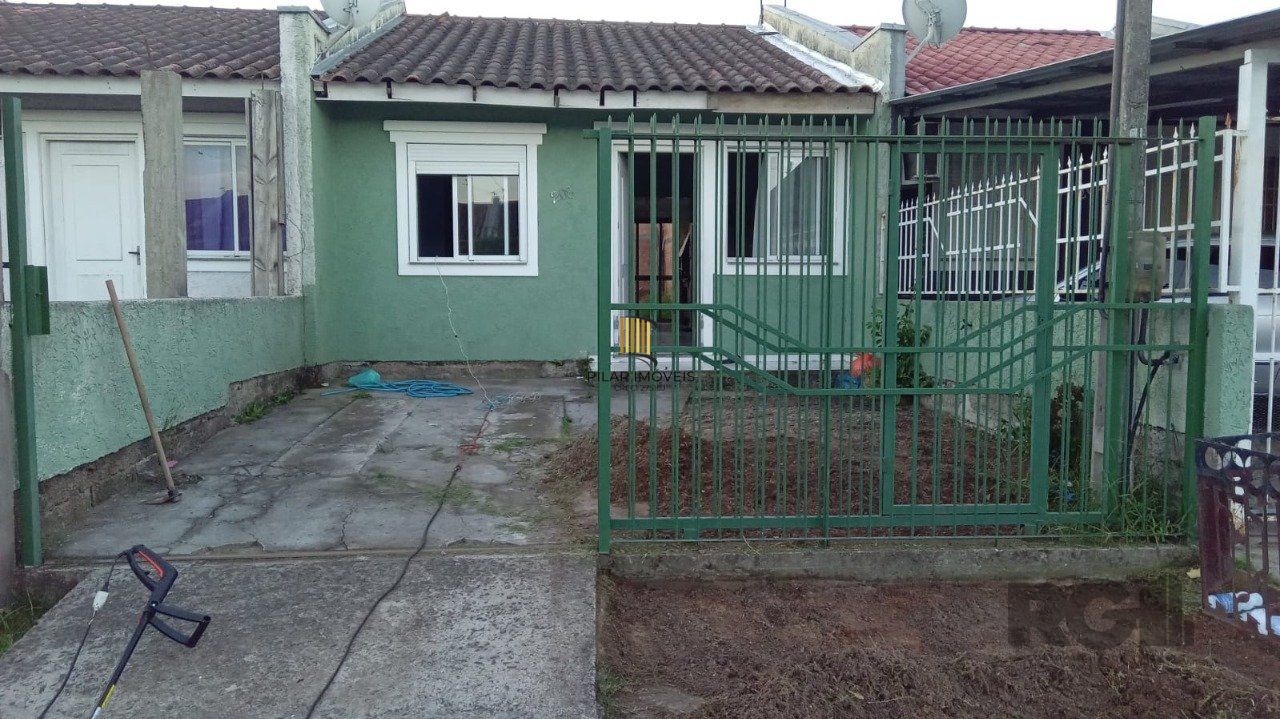 Casa com 2 quartos, 2 vagas de garagem, no bairro Fortuna, Sapucaia do Sul/RS - Pilar Imóveis