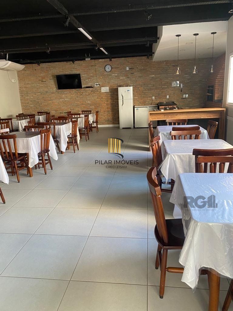 Apartamento com 2 quartos, 1 vaga de garagem, no bairro Medianeira, Porto Alegre/RS