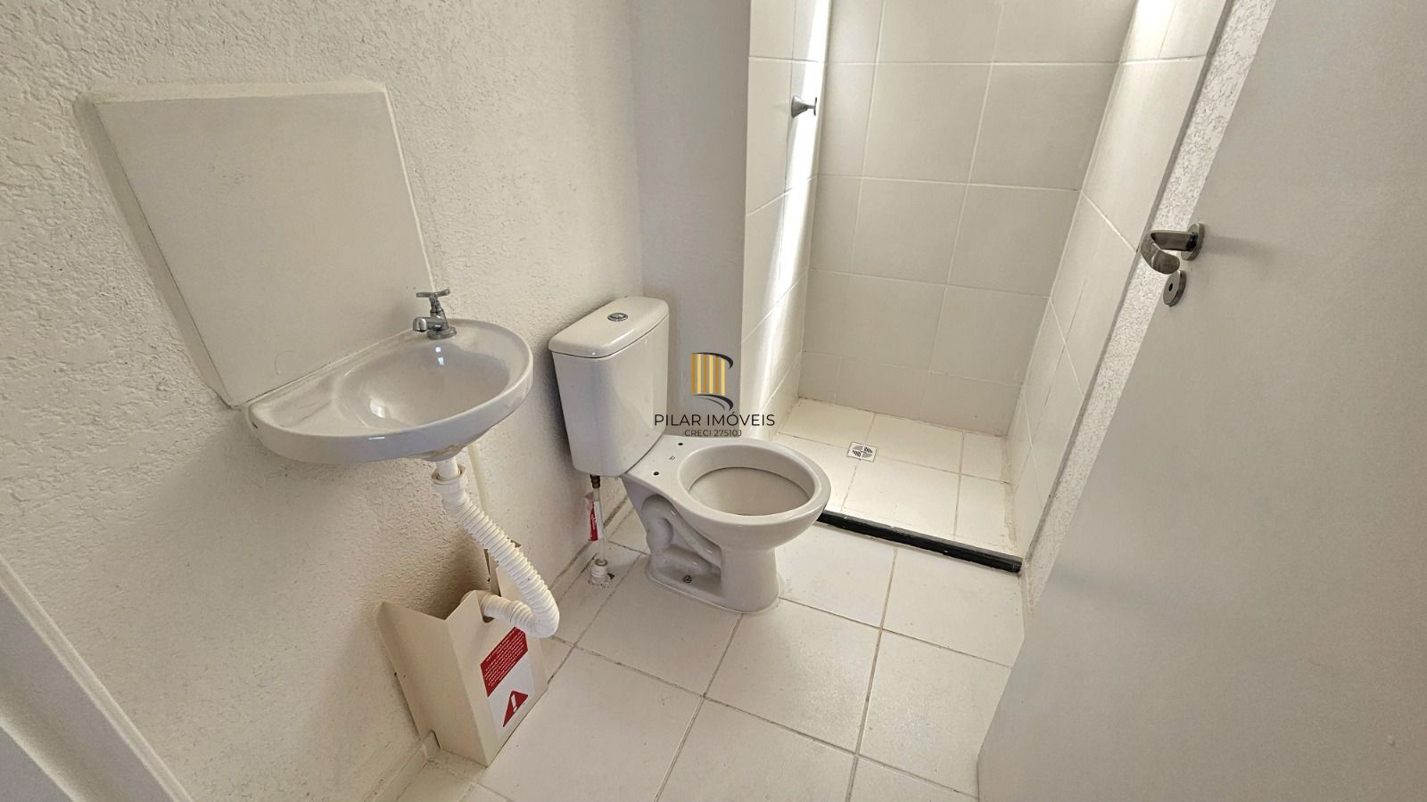 Apartamento com 2 dormitórios no bairro Restinga em Porto Alegre/RS