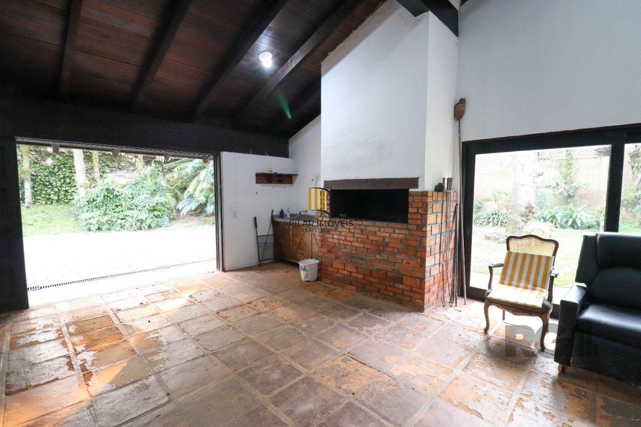 Casa para Venda - 523.36m², 6 dormitórios, sendo 2 suites, 2 vagas - Vila Conceição, Porto Alegre