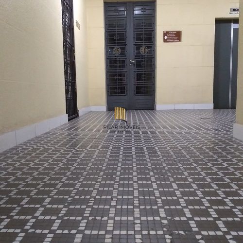 Conjunto Comecial com 2 entradas no Centro