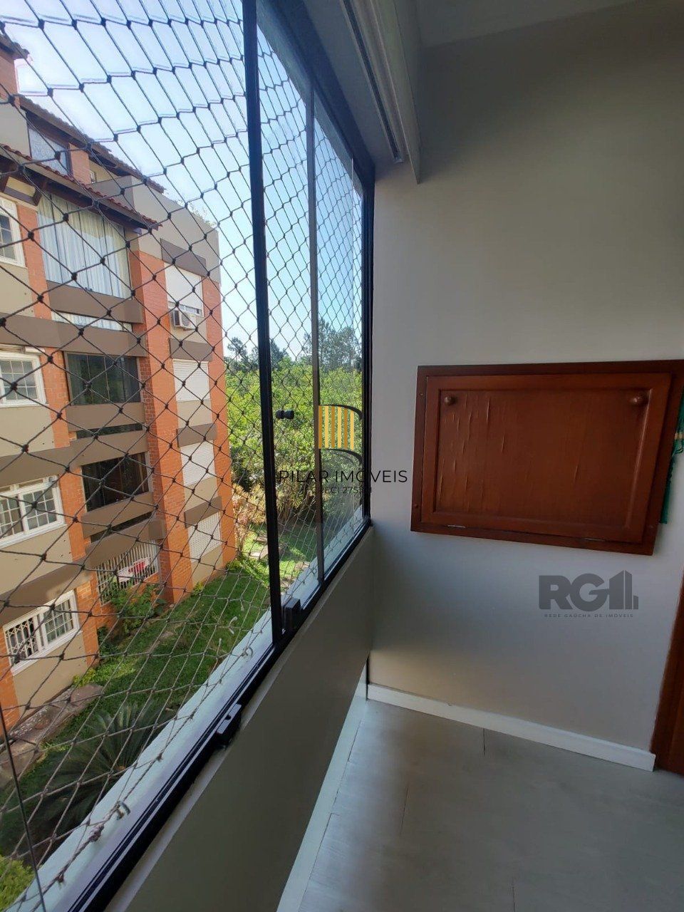 2 QUARTOS  - SACADA COM CHURRASQUEIRA - ELEVADOR - CAVALHADA - PORTO ALEGRE - RS