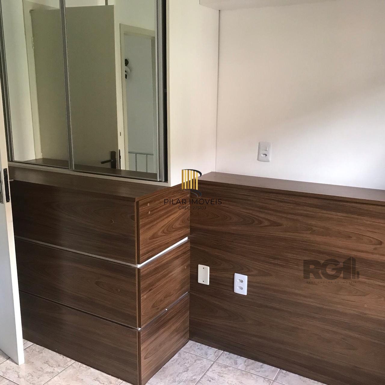 Casa de Condomínio 2 dormitórios no bairro Vila Nova