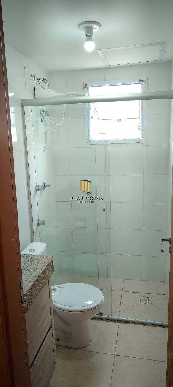 Apartamento com 02 quartos e 01 vaga escriturada no Bairro Costa e Silva