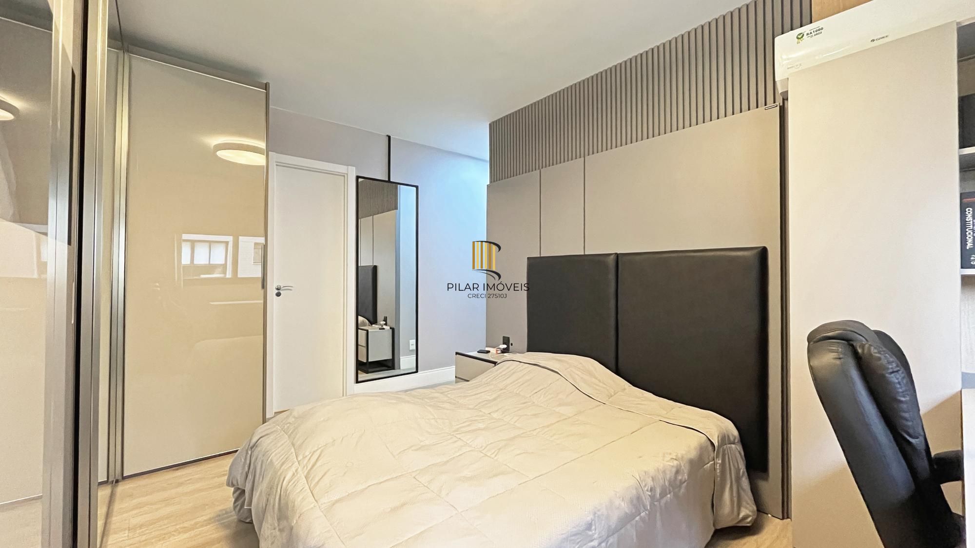 LINDO APARTAMENTO 3 DORMITÓRIOS NO MENINO DEUS