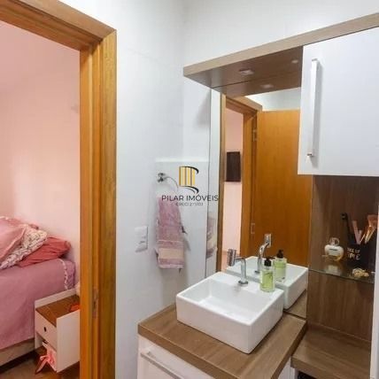 Casa em condominio com 2 vagas