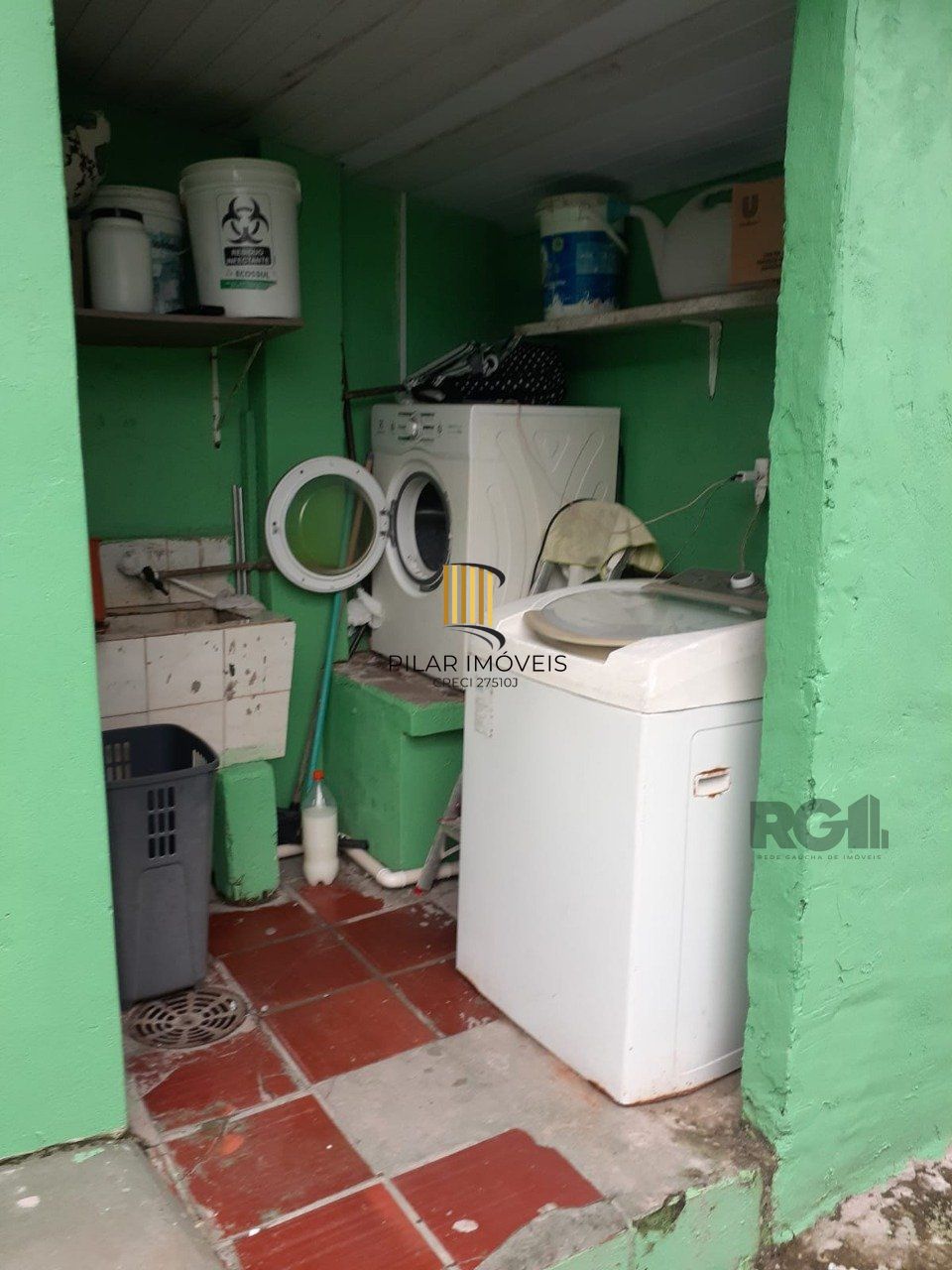 Casa 4 dormitórios no bairro Rubem Berta
