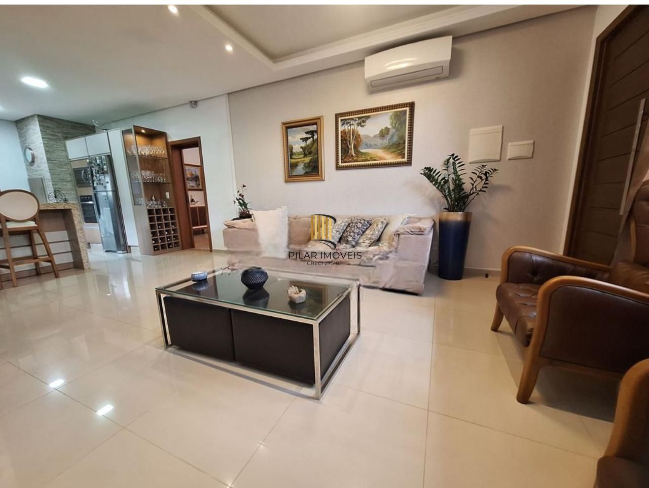Casa na praia  Xangri-la c 222m2 privados  , 3 dormit, 2 Suites semi mobiliada c piscina. aceita imóvel como parte do pagamento em Porto Alegre