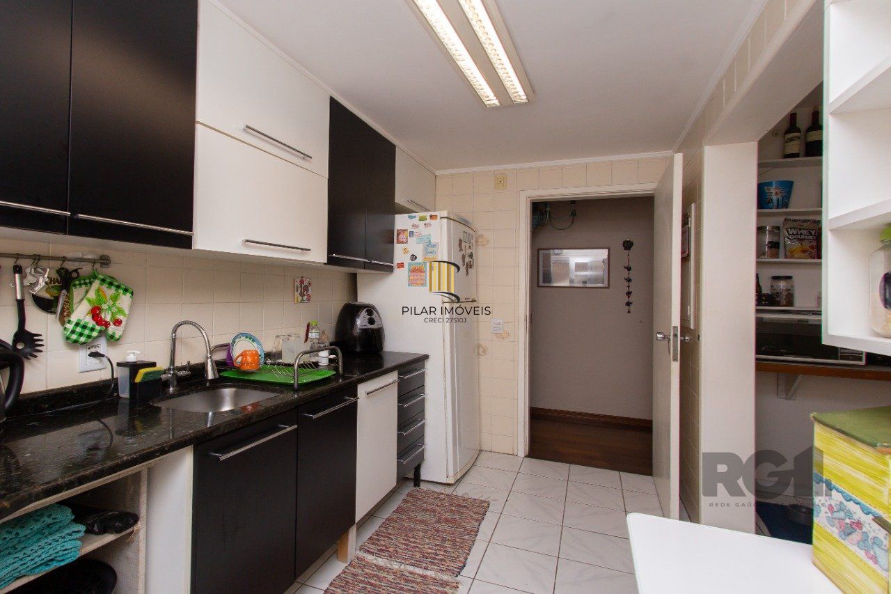 Apartamento 3 dormitórios no bairro Menino Deus
